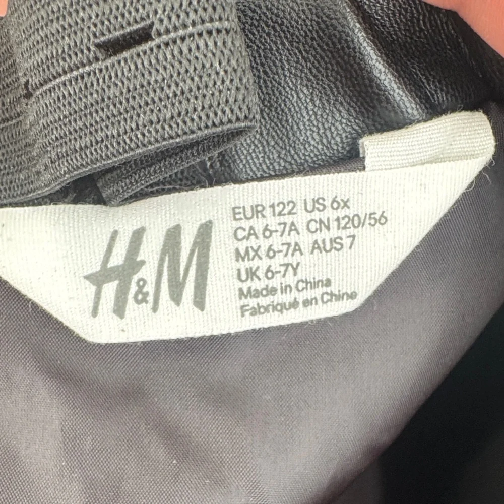 H&M Classic Black Kids Skirt‎
